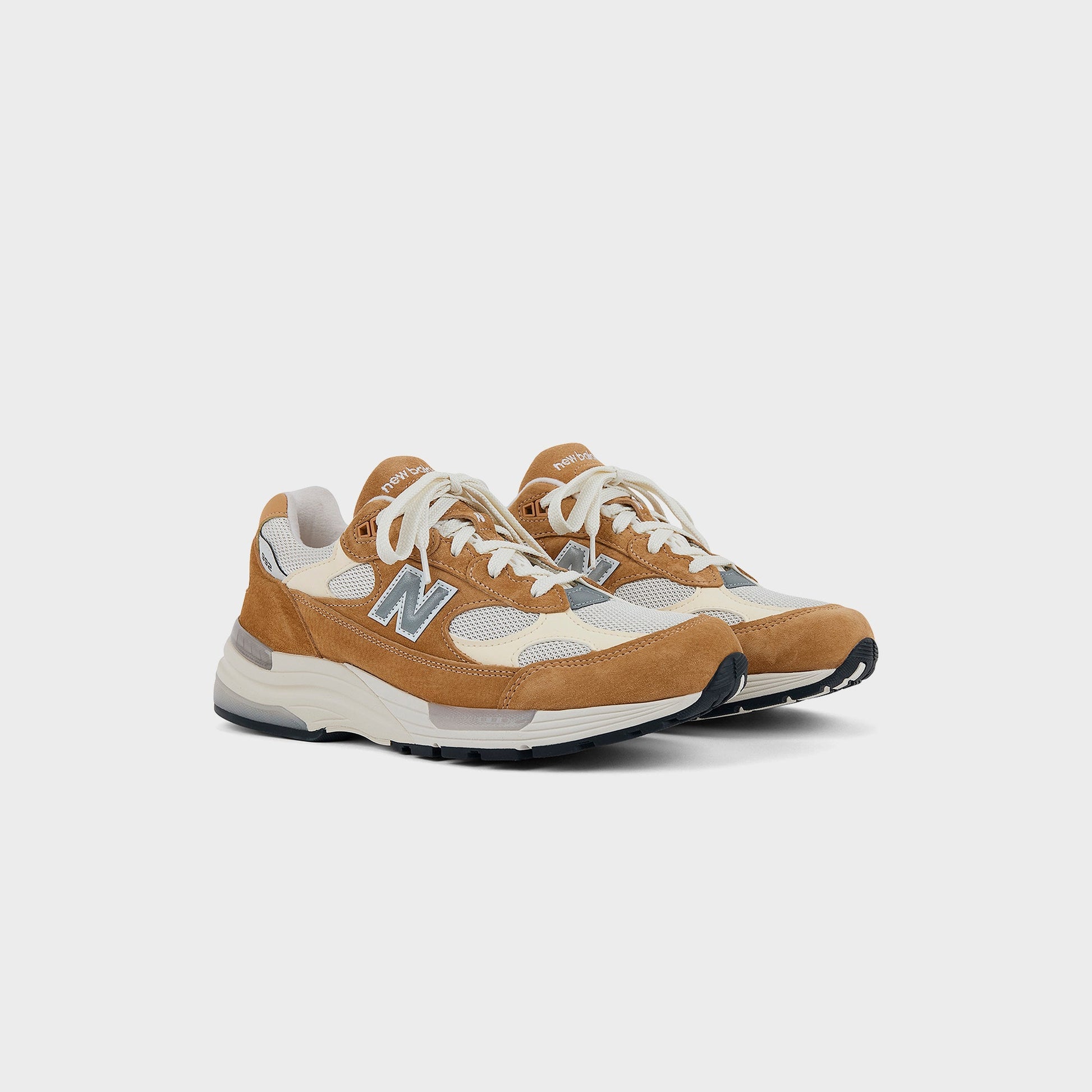 Men Kith New Balance Made in USA 992 - Sweet Caramel / Calcium