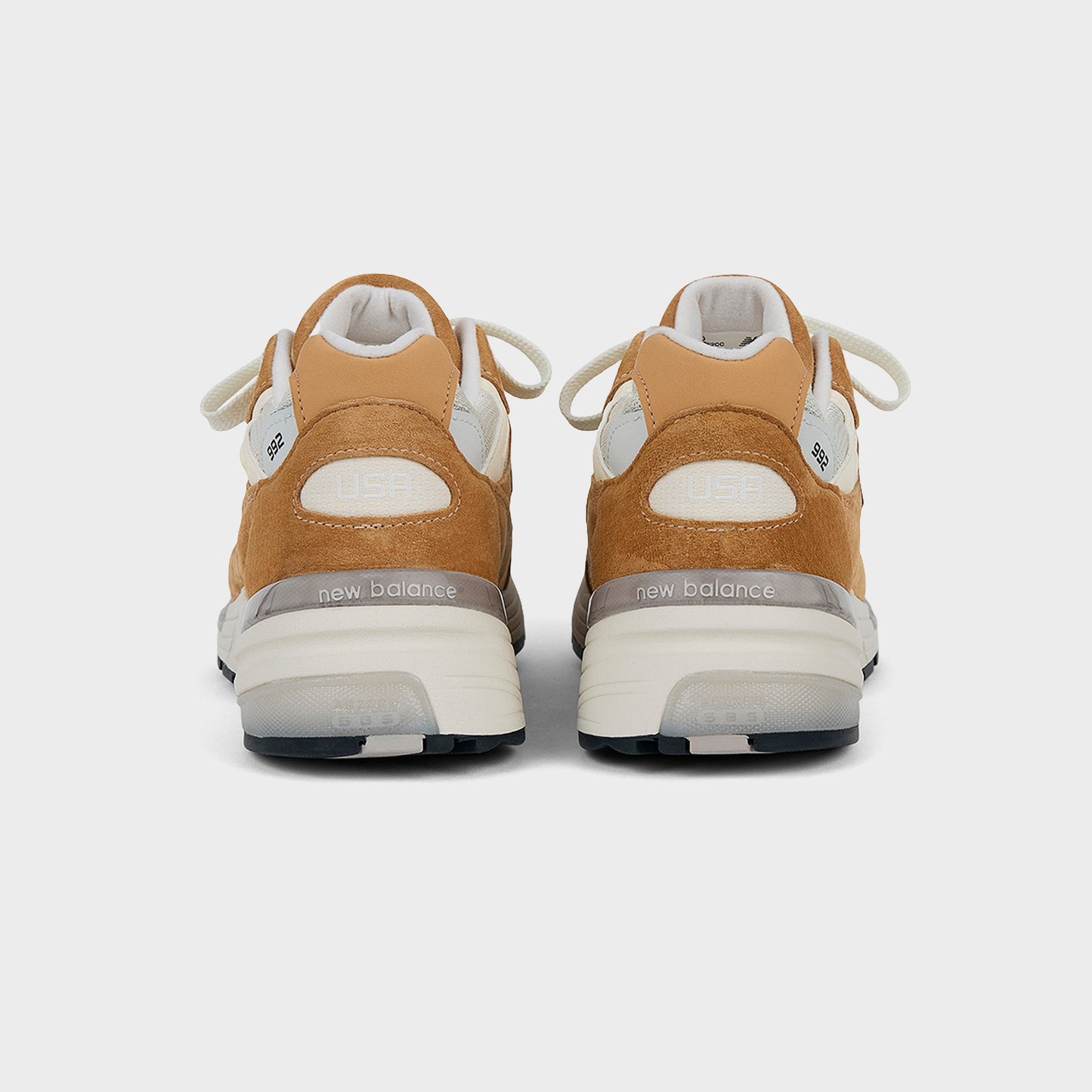 Men Kith New Balance Made in USA 992 - Sweet Caramel / Calcium