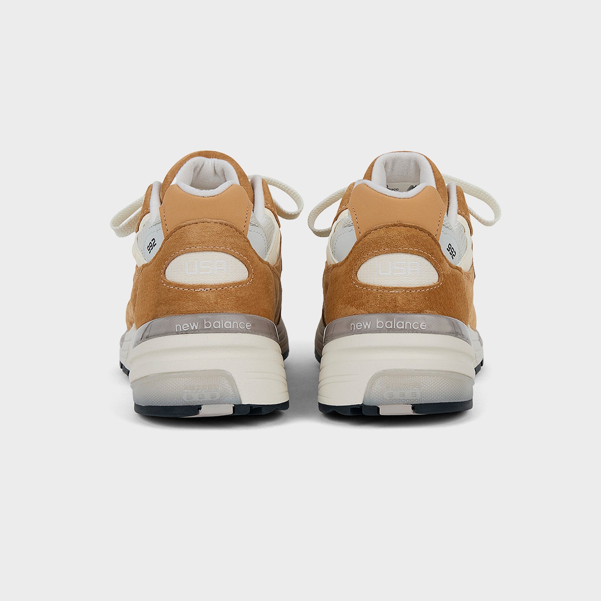 Men Kith New Balance Made in USA 992 - Sweet Caramel / Calcium