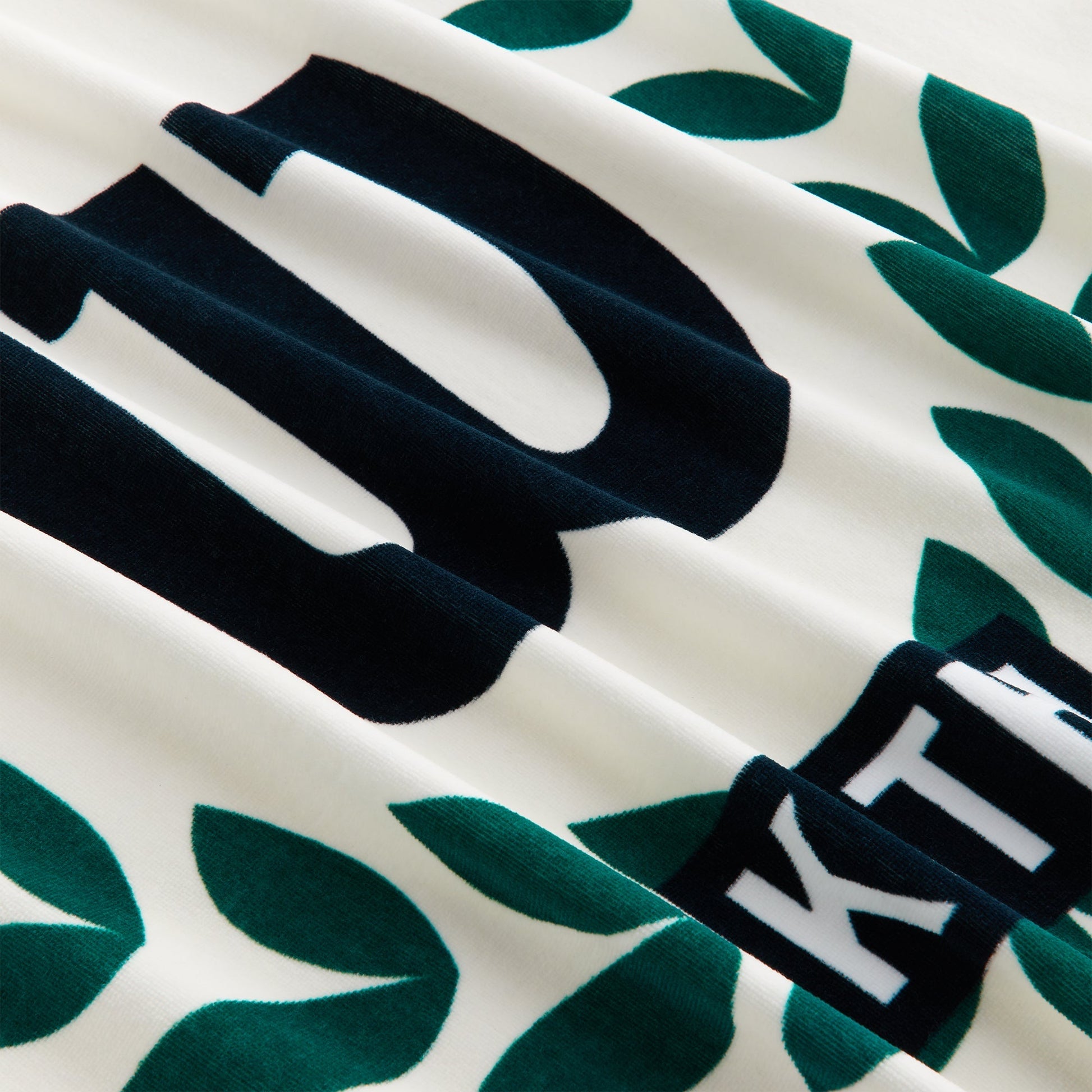 Women Kith Kith for Wilson Printed Beach Towel - Silk