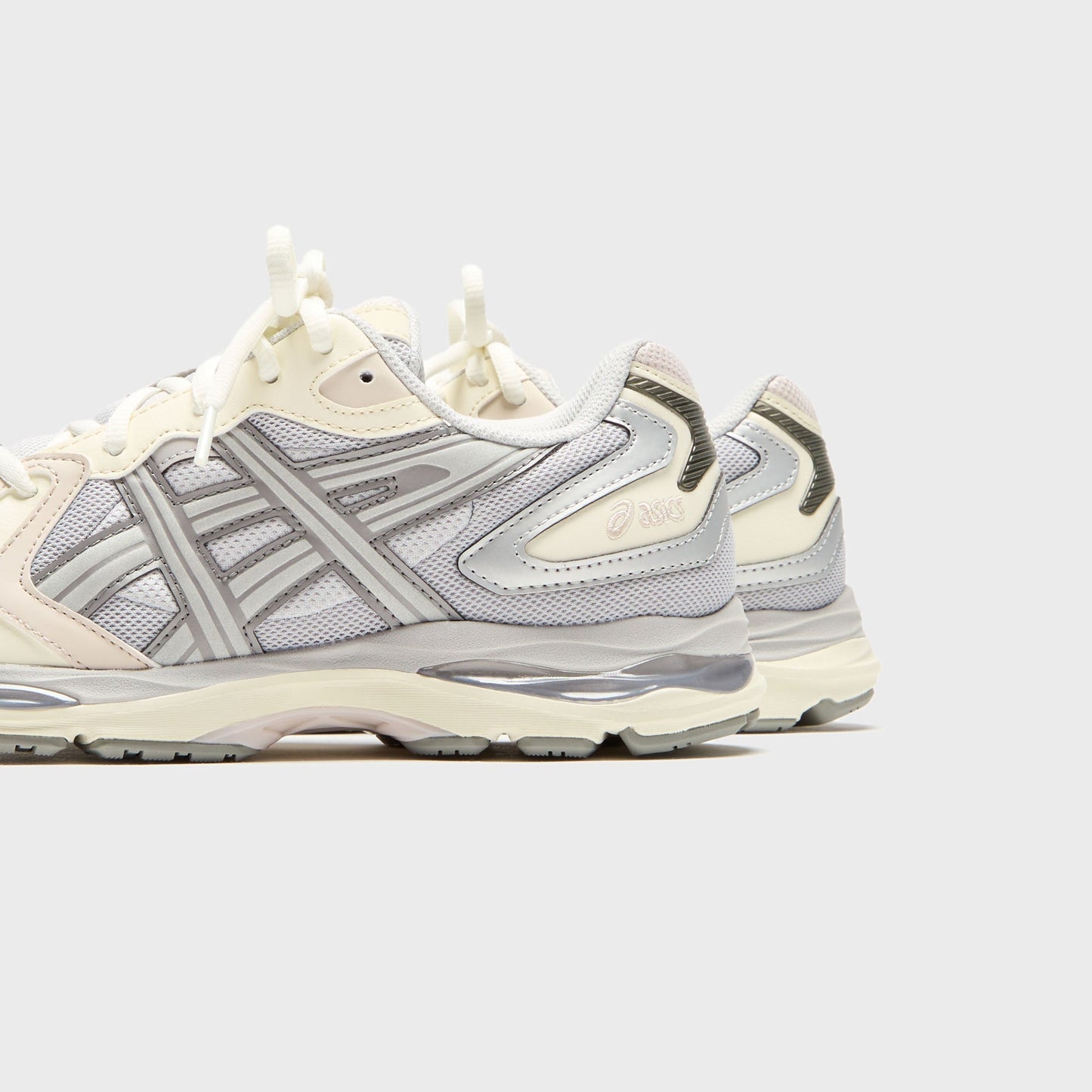 Men Kith ASICS Gel-K1011 - Cloud Grey / Cream