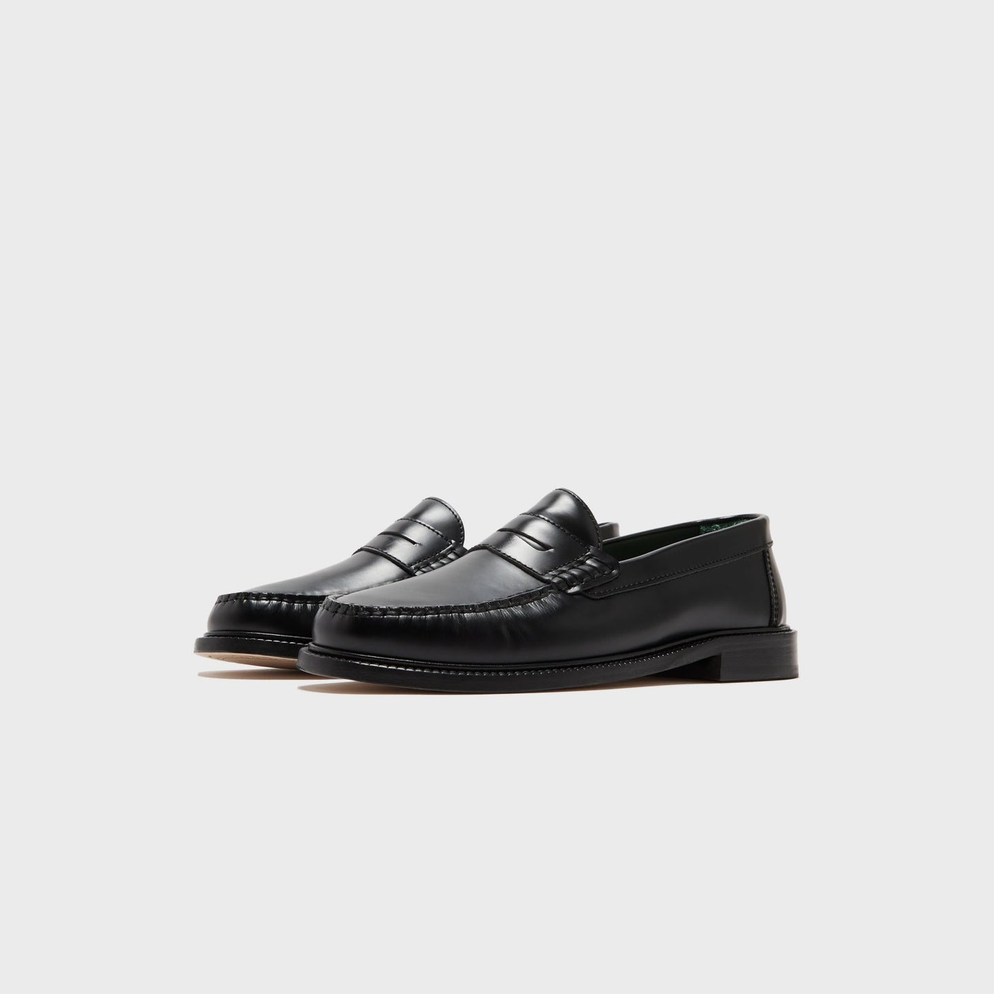 Men Kith VINNY's Yardee Moccasin Loafer - Black Polido