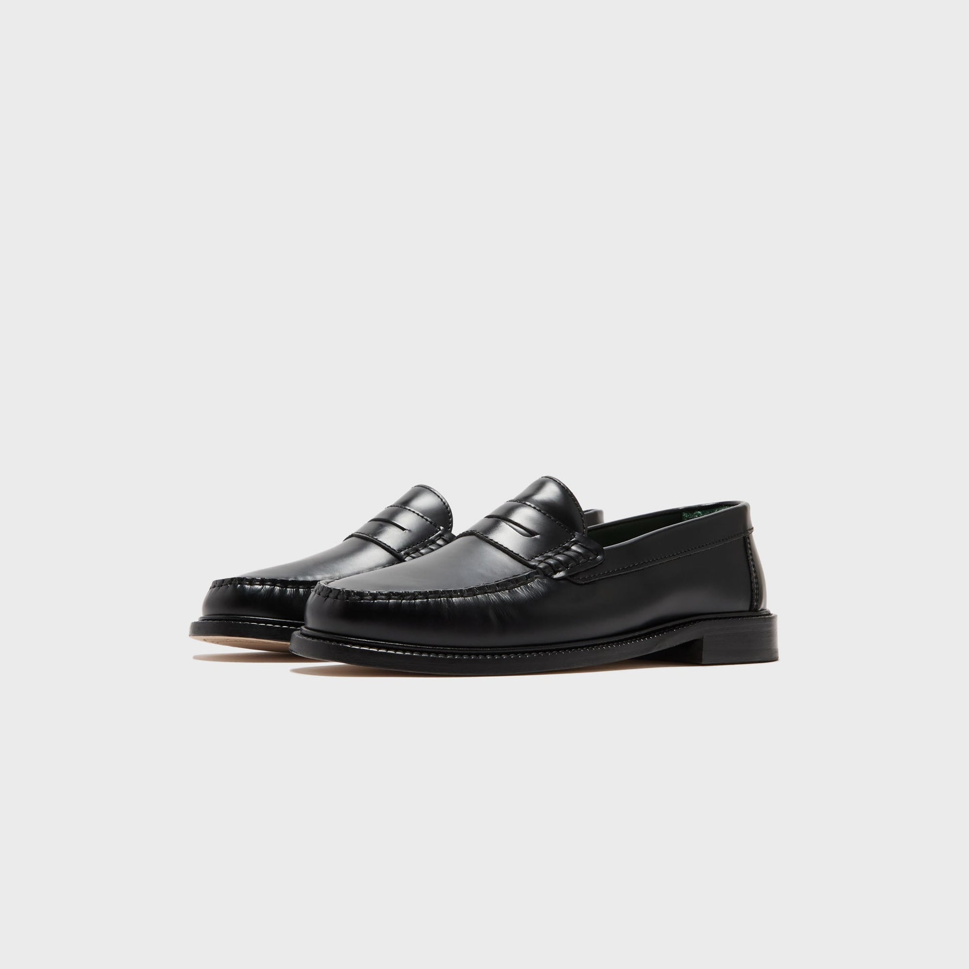 Men Kith VINNY's Yardee Moccasin Loafer - Black Polido