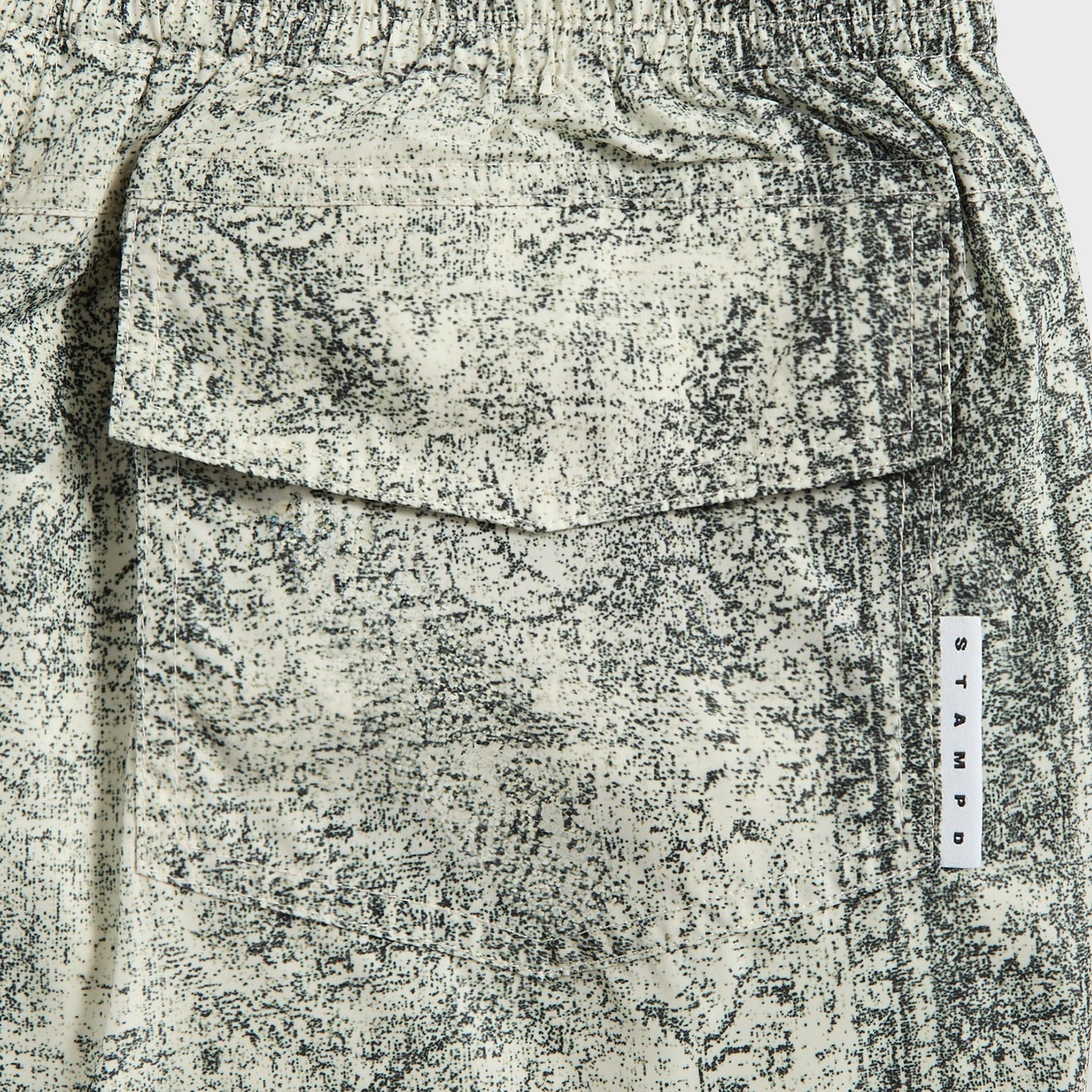 Men Kith Stampd SS25 Rug Trunk - Rug Print V3