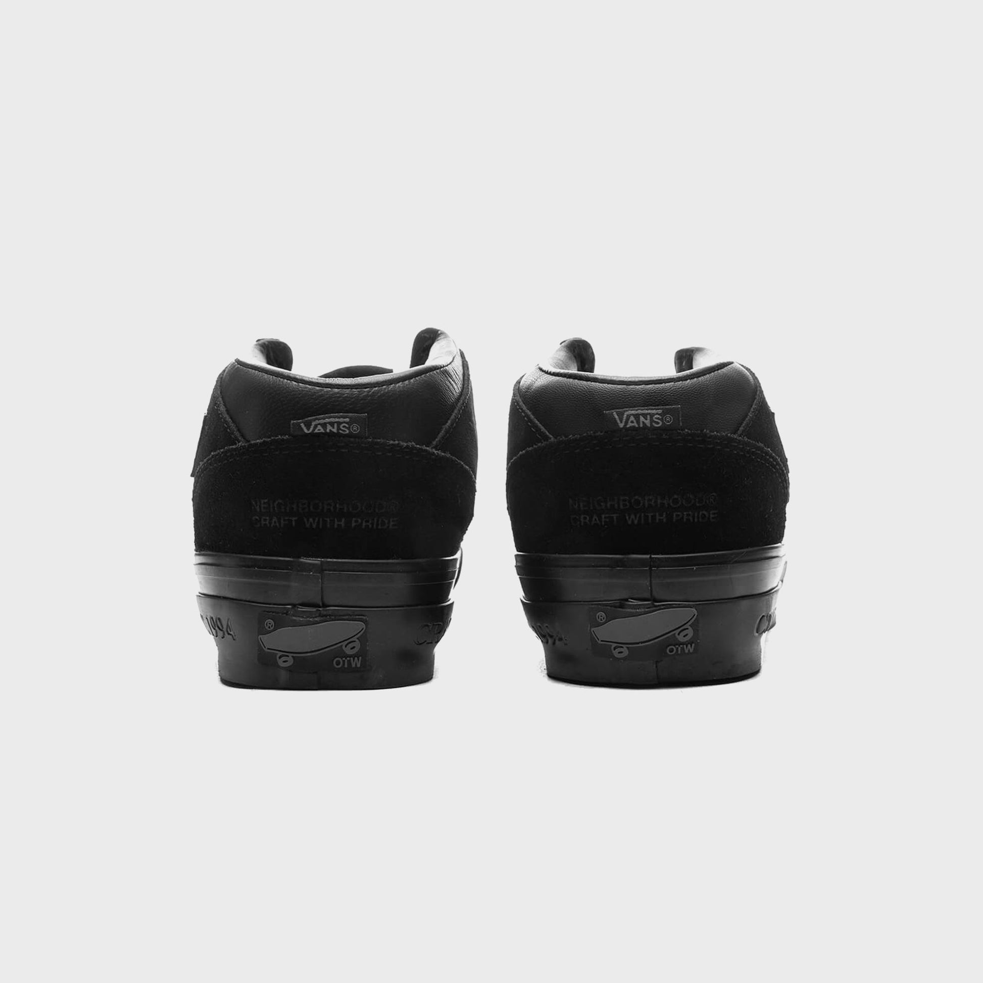 Men Kith VANS x Neighborhood OTW Half Cab 33 - Black