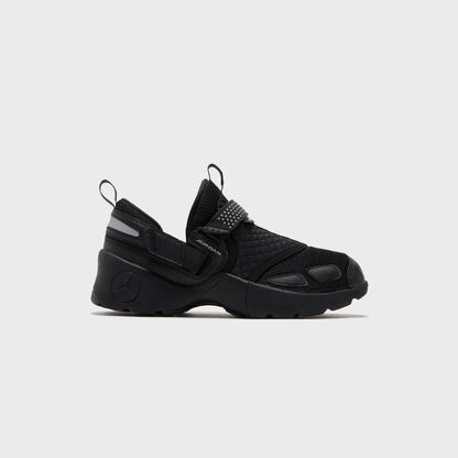 Women Kith Jordan WMNS Trunner LX - Black / Black / Black