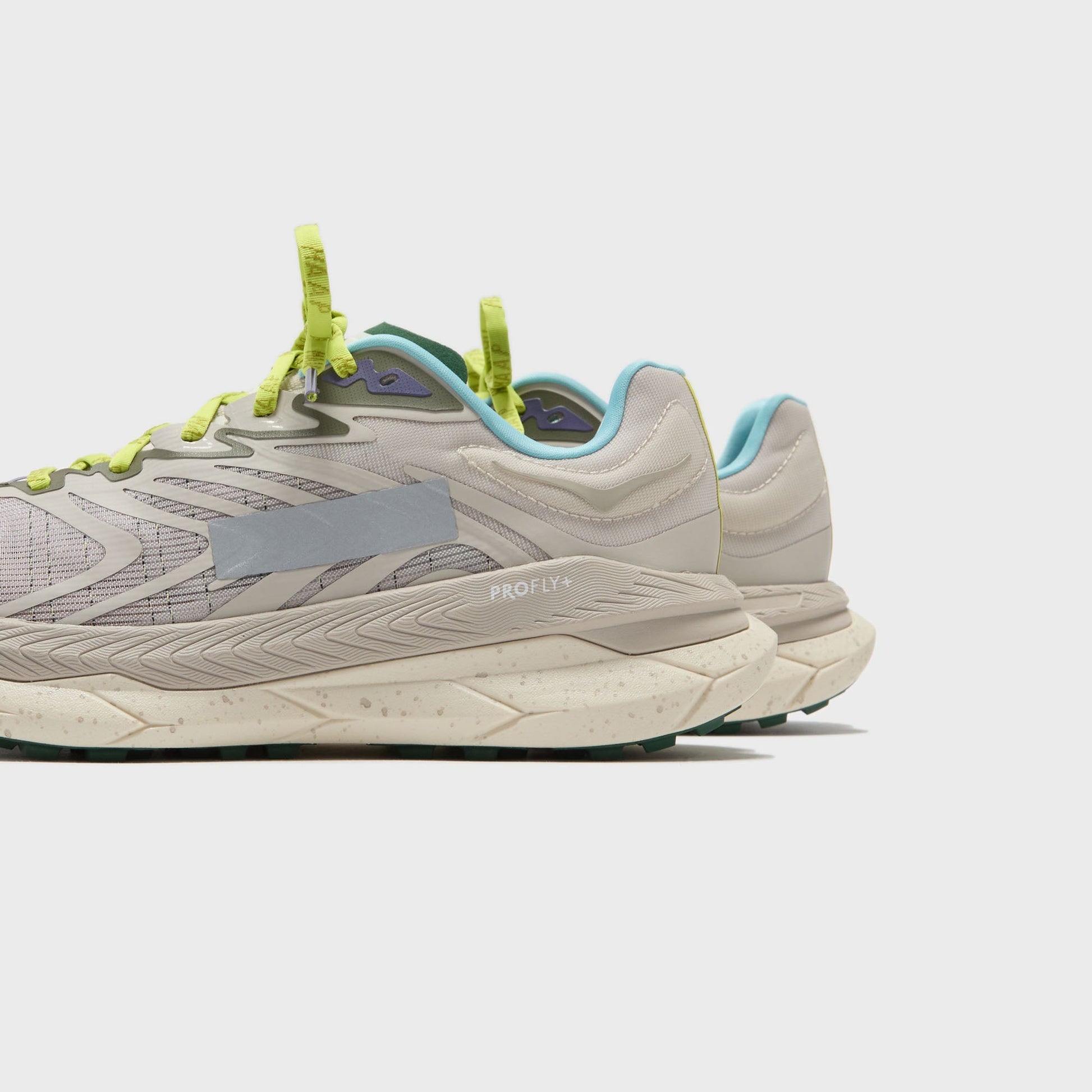Men Kith HOKA x MAAP Tecton X2 - Pumice Stone / Limeade