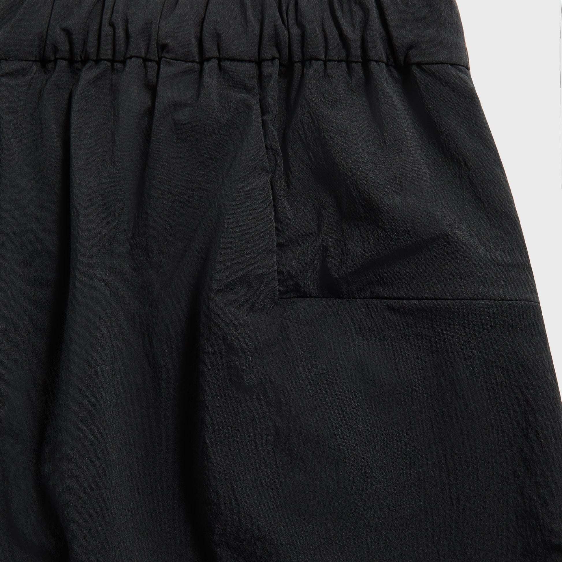 Men Kith Teatora Aquakinesis Resort Wallet Shorts - Black