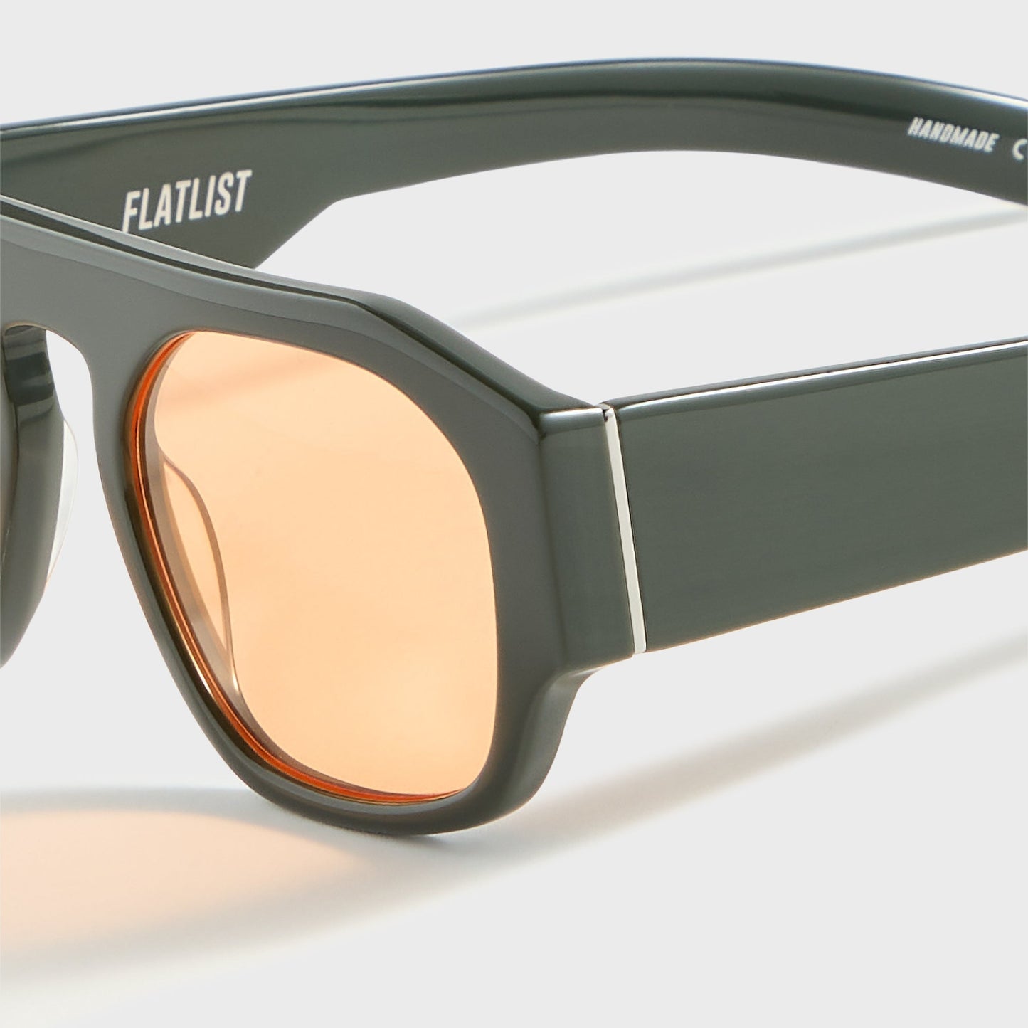 Men Kith Flatlist Shade 02 - Solid Forrest Dk Green / Solid Orange Lens